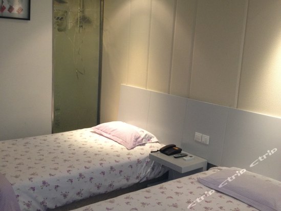 2月去的,上海天气很冷,酒店内…-莫泰168(上海