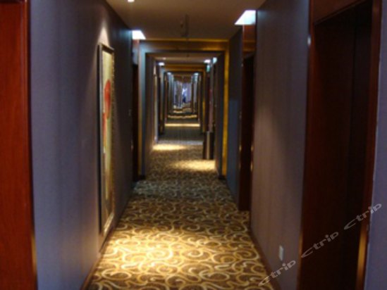 凯歌路4号(绿梦广场民政局旁)(重庆海泰酒店)
