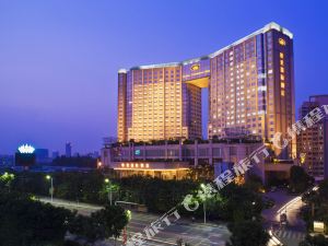 汇景酒店(华阳湖店)1-3晚 2大1小西式自助晚餐(位上鹅肝 龙虾任吃) 2