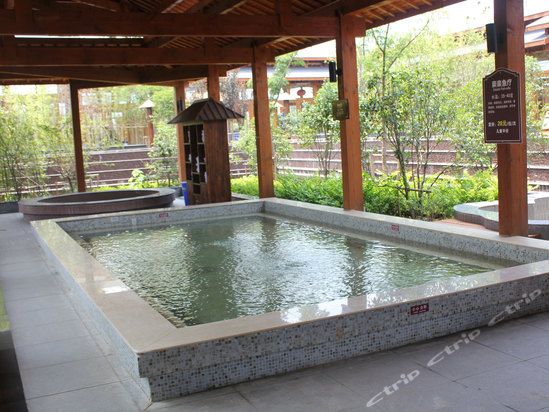 临湖镇,苏州颐舍温泉酒店的地址