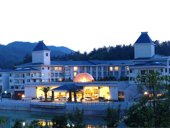 韶山华龙山庄酒店