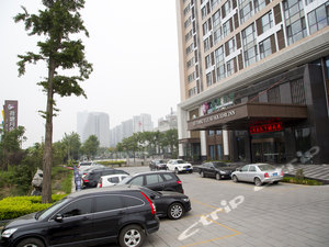 新乡荷塘月色假日酒店图片,新乡荷塘月色假日