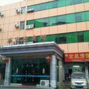 深圳龙华梅苑商业街附近距离最近酒店