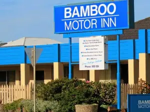 Lakes Bamboo Motel