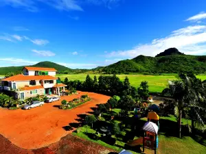 Maya House Hostel