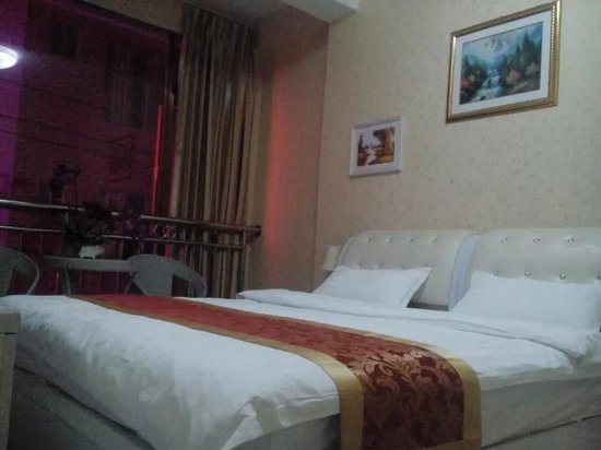 昆明长水机场东瑞商务酒店预订价格,联系电话