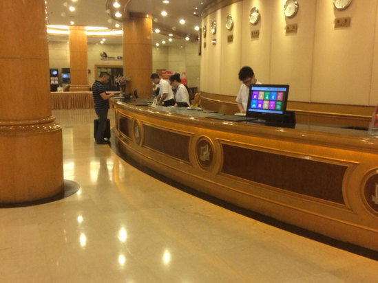 青岛府新大厦预订,青岛府新大厦酒店价格,点评,电话