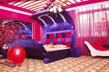 【深圳广深宾馆】豪华商务双床房1晚 免费宽带