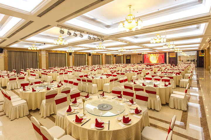 无锡古罗马大酒店-豪华套房(会员特惠)团购-原