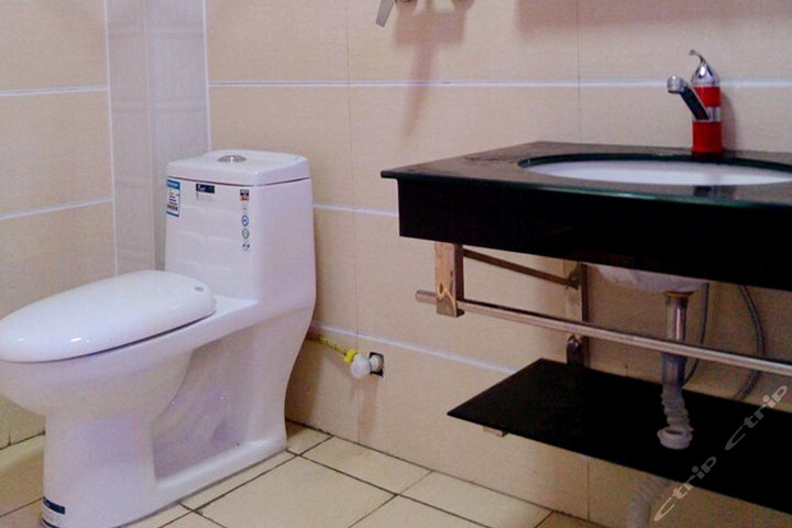 云台山时尚之旅酒店(精美三人间)团购-修武酒店