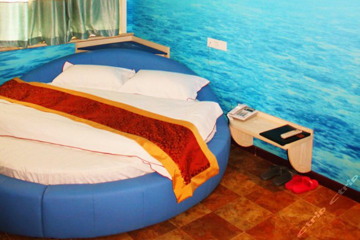 淮北艾恋主题宾馆(海岛风情\/海底世界主题房)团