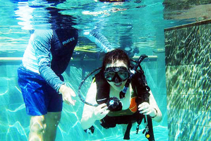 三亚亚龙湾远海鱼礁潜水(双人套餐)团购-三亚景