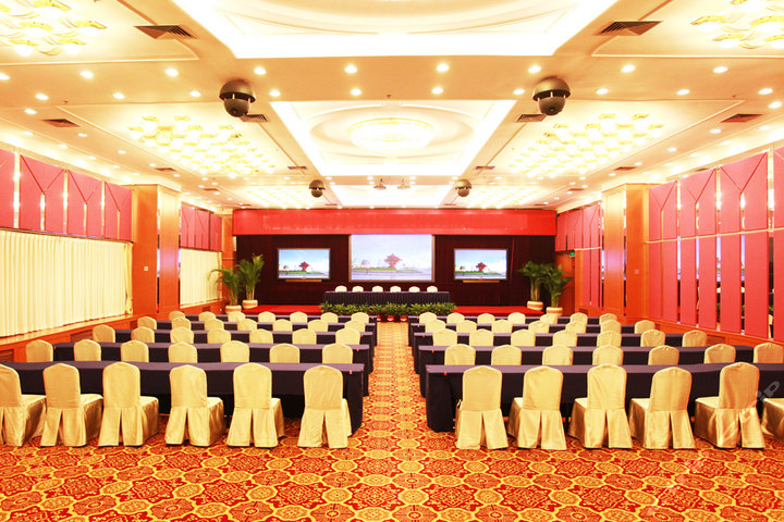 青岛府新大厦(海景豪华套房-临海之魅)团购-青