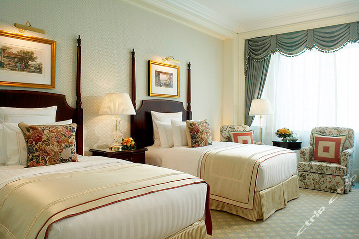 北京丽思卡尔顿酒店华贸中心-豪华间+单早团购