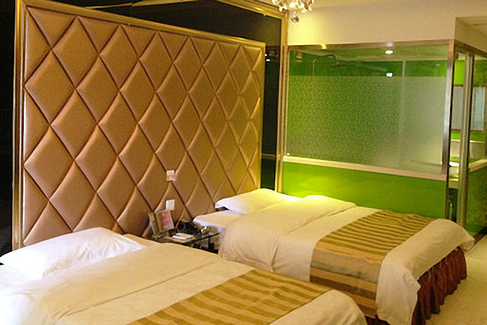 双鸭山温都主题宾馆(标准房)(非自营)