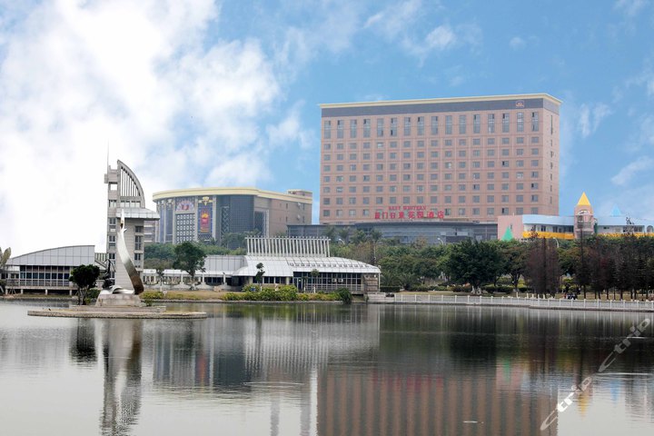 厦门日东花园酒店-标准房+灵玲马戏城2张团购