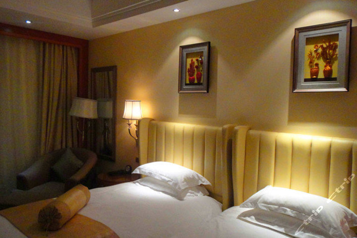 丽水万和豪生大酒店-商务大床房\/商务标准房\/家