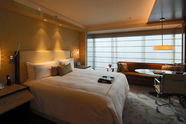 尊享南京金奥费尔蒙酒店豪华房1晚+2份早餐+