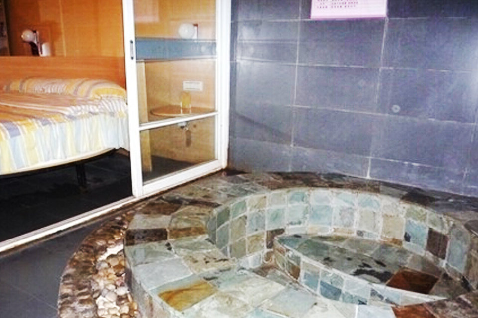佳泰千山温泉酒店-贵宾露天/沐浴房2小时
