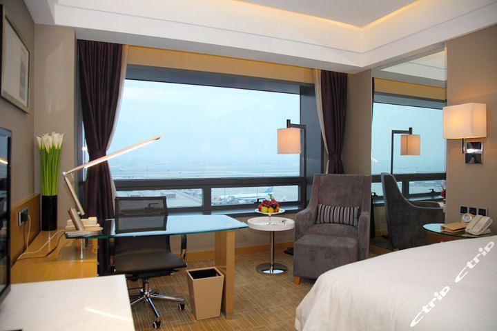 上海中航虹桥机场泊悦酒店-国航(豪华房)团购-