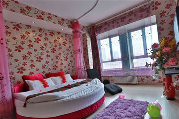 大连VIP奥斯卡主题酒店式公寓-豪华圆床团购-