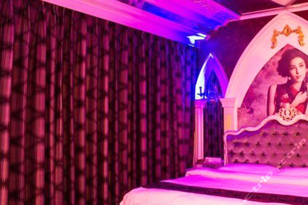 肇庆九鼎花园酒店(欧式套房)团购-原价588元-团