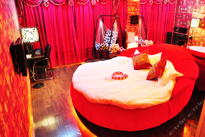 瑞安新城假日宾馆(浪漫情侣房)团购-原价428元