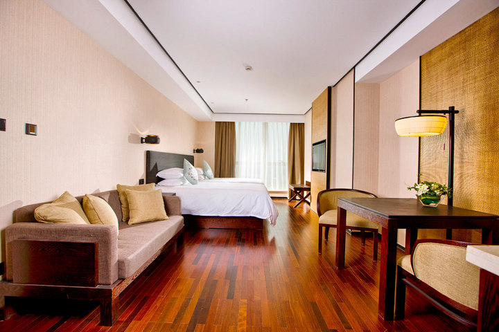 杭州银隆君亭酒店—豪华大床房