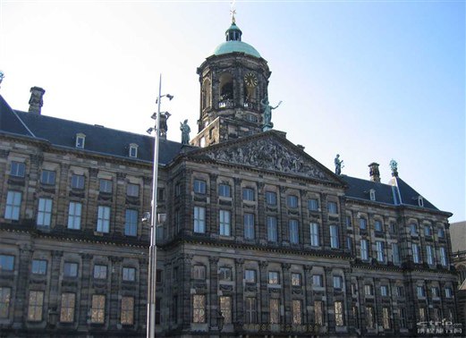 阿姆斯特丹机场能申请申根签证RE-ENTRY 吗