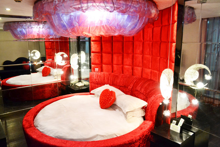 连云港桔子酒店-浪漫水床房