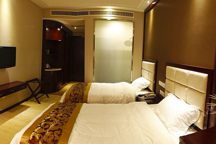 成都蓝鸿大酒店(豪华间)团购-成都酒店团购