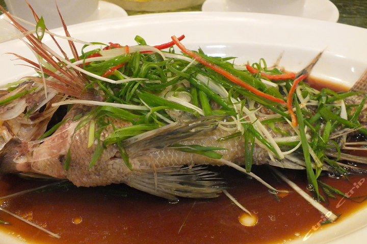 三亚亚龙湾金棕榈度假酒店-清蒸(干烧)海鲤鱼