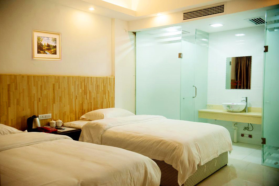 攻略】凤凰凤凰古城团购,凤凰古城周边住宿\/美