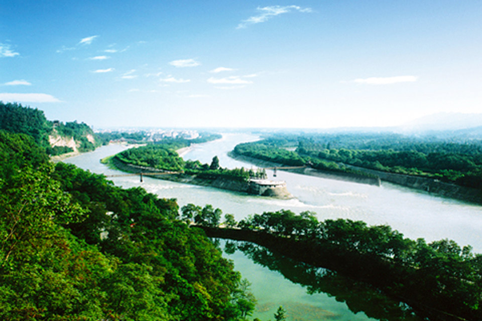 尊享拜水都江堰问道青城山VIP纯玩1日游1人次!