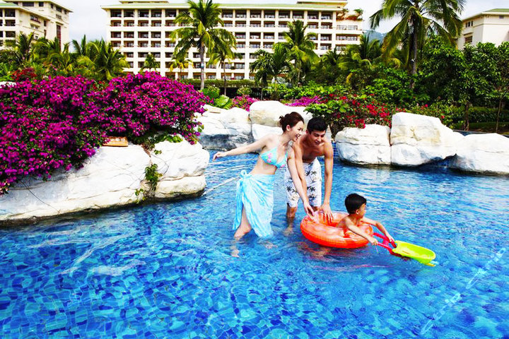 三亚天域度假酒店1晚+三亚龙湾大酒店1晚团购全网最低