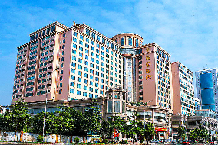 江门丽宫国际酒店主楼豪华双床房