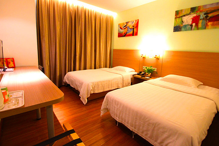 广州宜安商务酒店(豪华双床房)团购