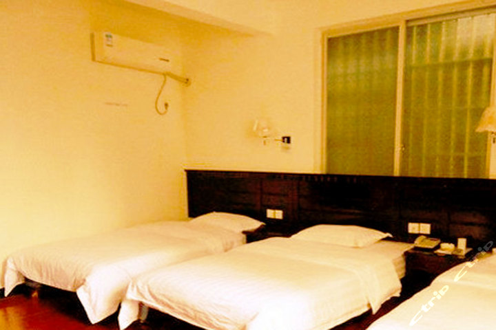 【响水路】尊享阳朔正玉宾馆三人房1晚+免费