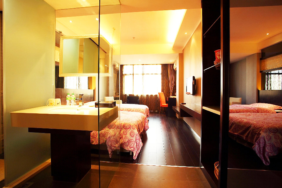 【携程攻略】武汉汉秀剧场团购,汉秀剧场周边