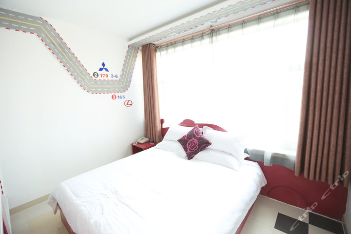 太原七七七艺术酒店(主题房\/主题圆床房)-太原