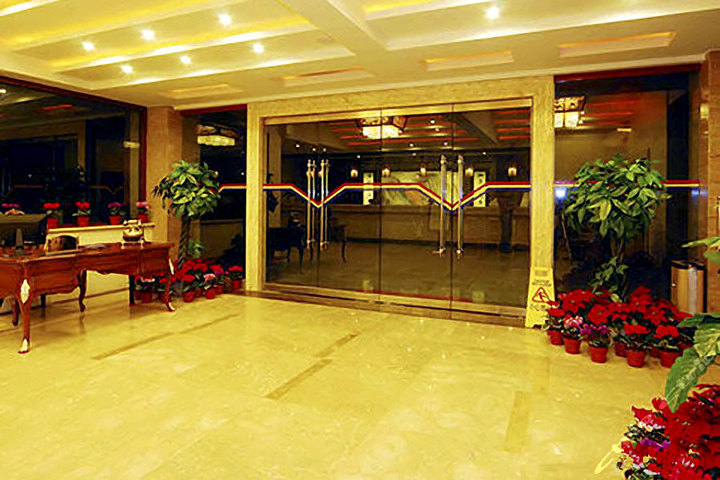 峨眉山金顶大酒店(标准间)团购-酒店团购