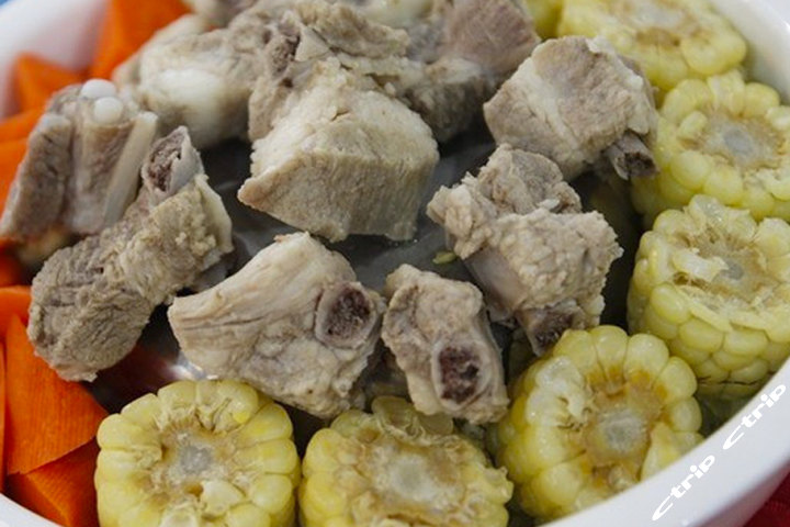 临沂尚美国际酒店(观光餐厅10人套餐)团购-临