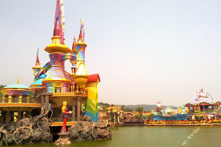 环球动漫嬉戏谷门票(夜公园+水枪\/泳衣)团购-酒