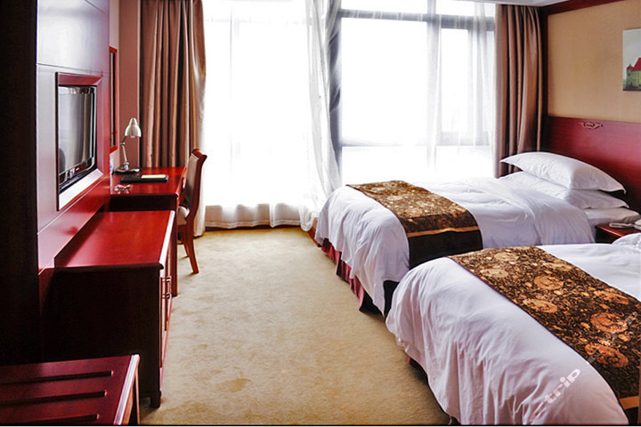 维也纳酒店(上海浦东机场迪士尼店)(标准房)团