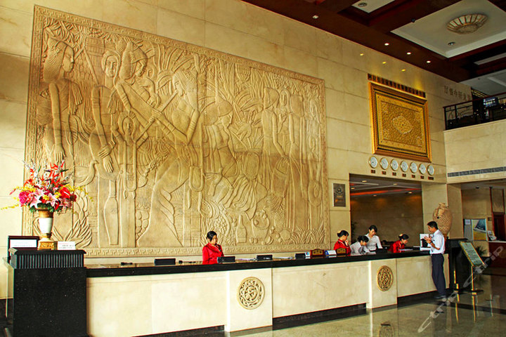 清远聚龙湾温泉度假村滨江楼双床房-温泉票团