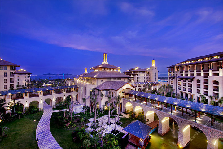 三亚海棠湾喜来登\/希尔顿逸林\/凯宾斯基-三亚酒