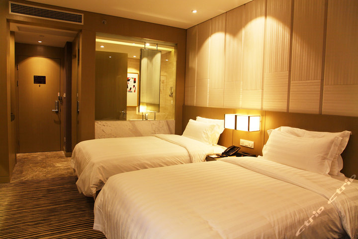 万信酒店上海陆家嘴店(商务房-电影票)团购-酒