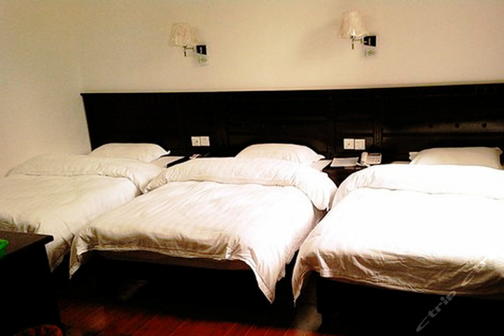 【响水路】尊享阳朔正玉宾馆三人房1晚+免费