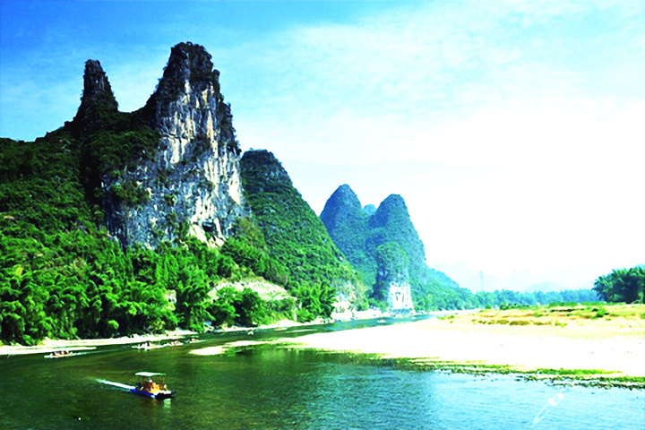 桂林阳朔漓江竹筏冠岩-杨堤-九马画山-兴坪漂流预订方式和交通详细