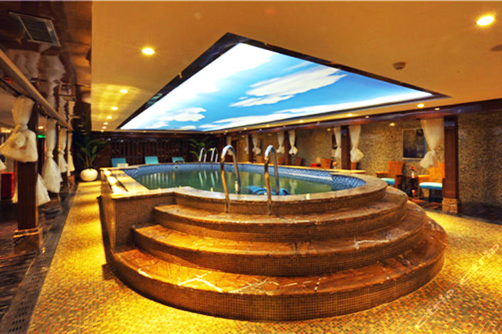 总统八号游轮(豪华阳台标间3晚重庆出发)团购